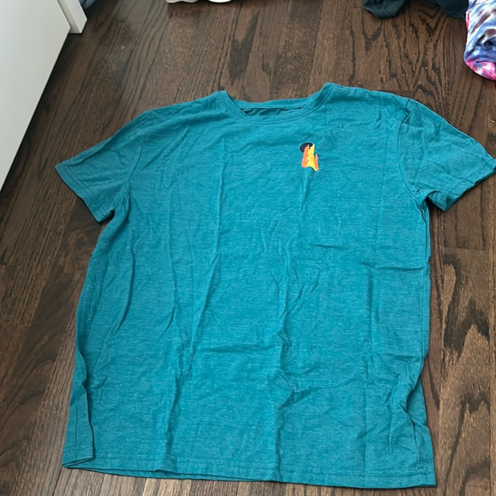 yellow forest blue tee